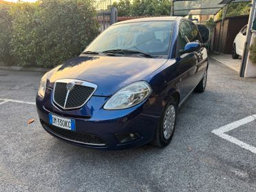 Lancia Ypsilon 1.3 MJT 90 CV Platino
