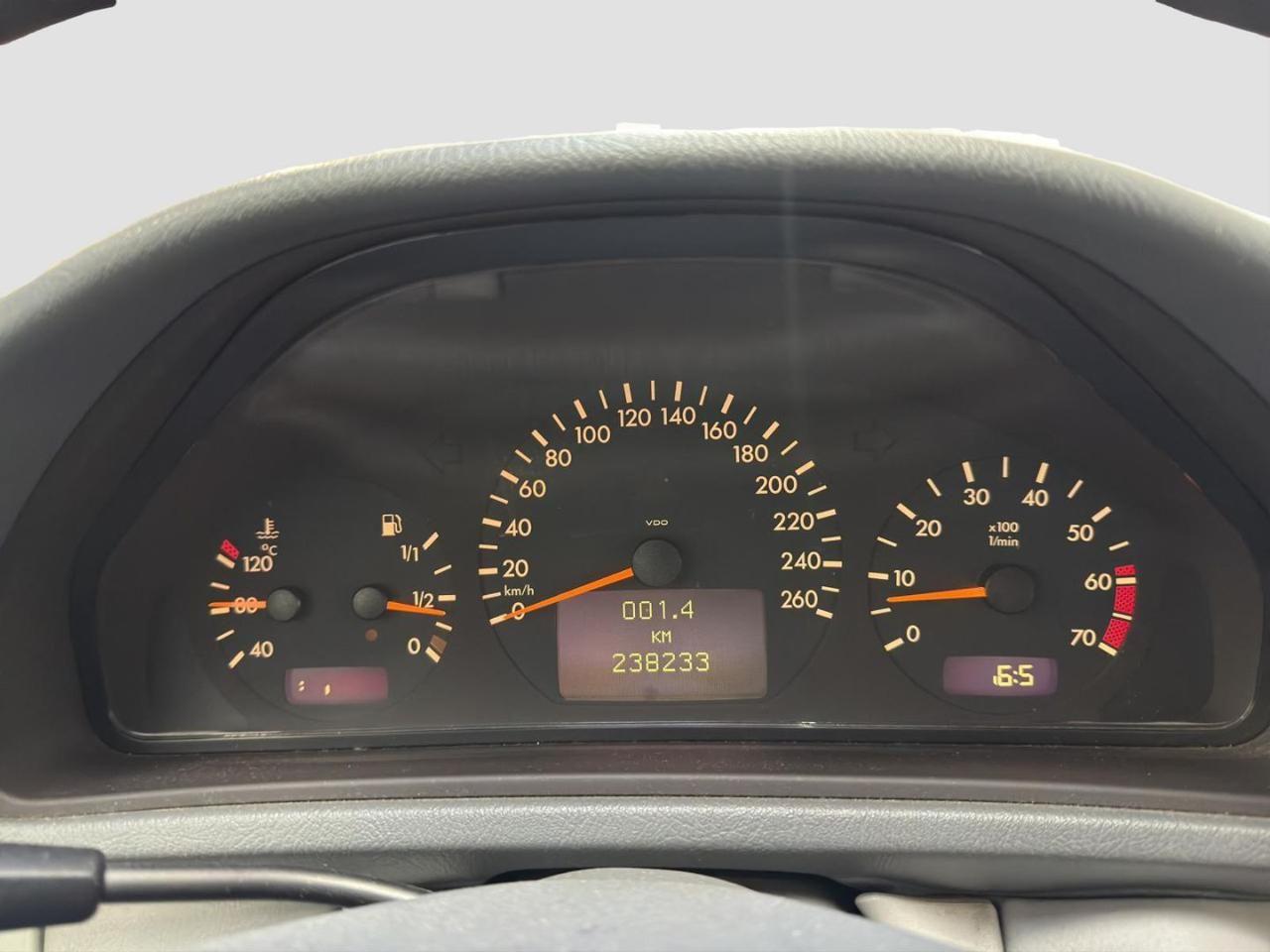 Mercedes-Benz CLK 200 Kompressor cat Avantgarde*GPL*