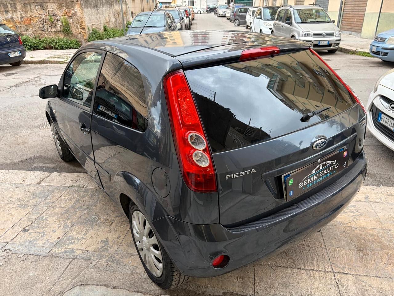 Ford Fiesta 1.4 TDCi Titanium 12 MESI DI GARANZIA.