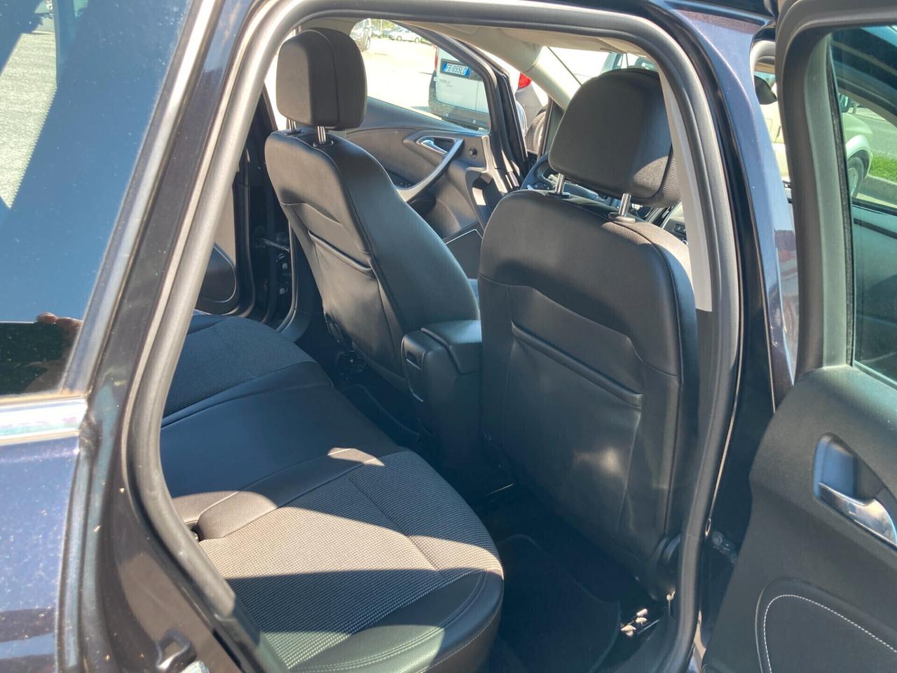 Opel Astra 1.7 CDTI 110CV Sports Tourer Cosmo