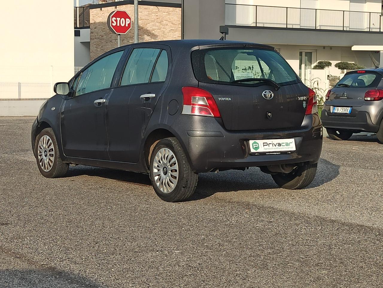 Toyota Yaris 1.0 5 porte