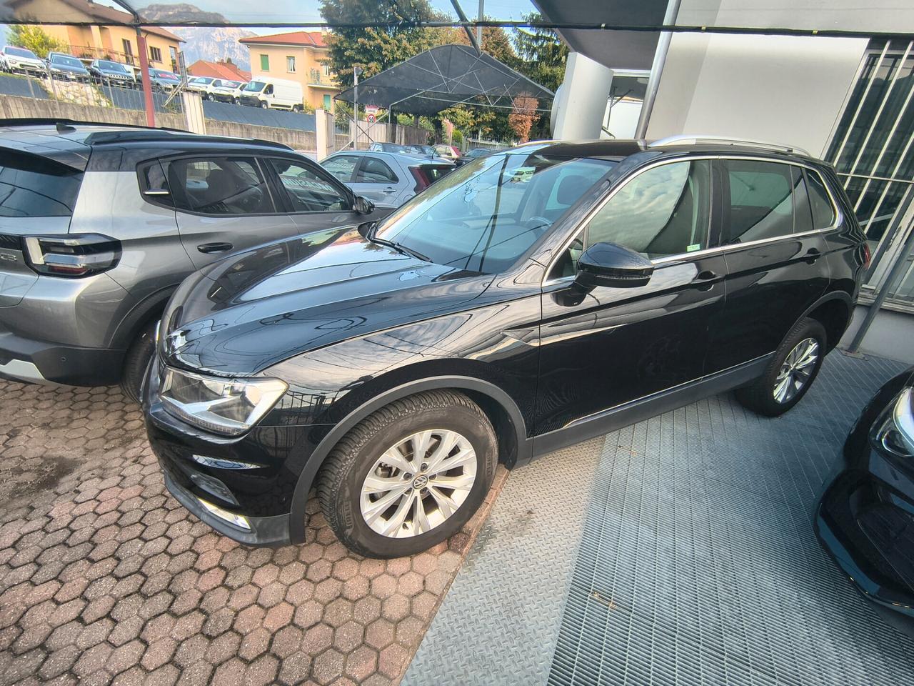 Volkswagen Tiguan 2.0 TDI SCR DSG 4MOTION Business