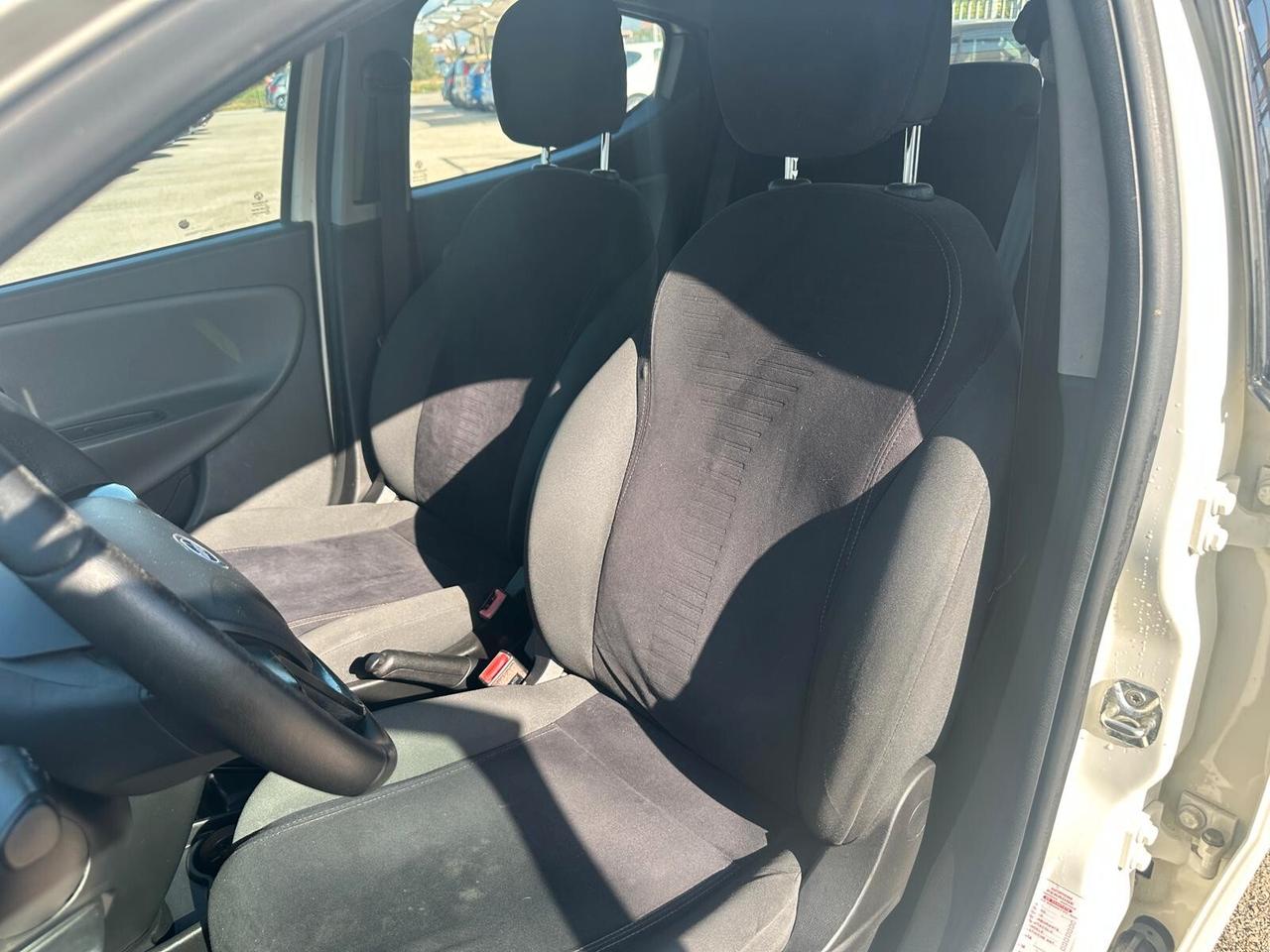 Lancia Ypsilon 1.2 Benzina/GPL