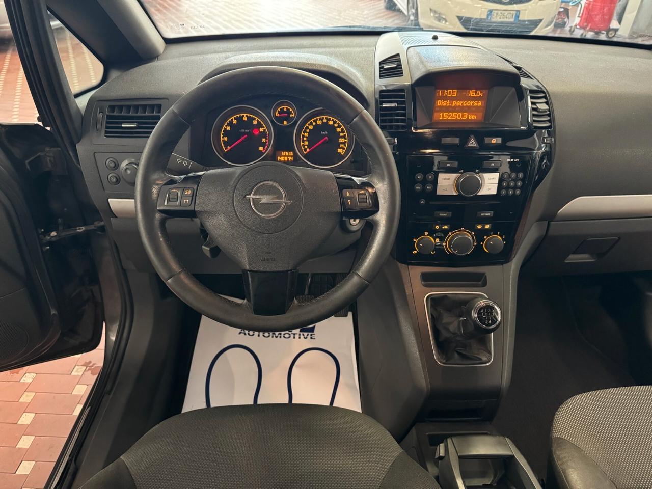 Opel Zafira 1.6 16V VVT Cosmo - 7 POSTI