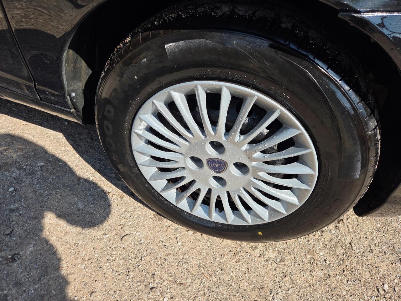 Lancia Ypsilon 1.2 Argento