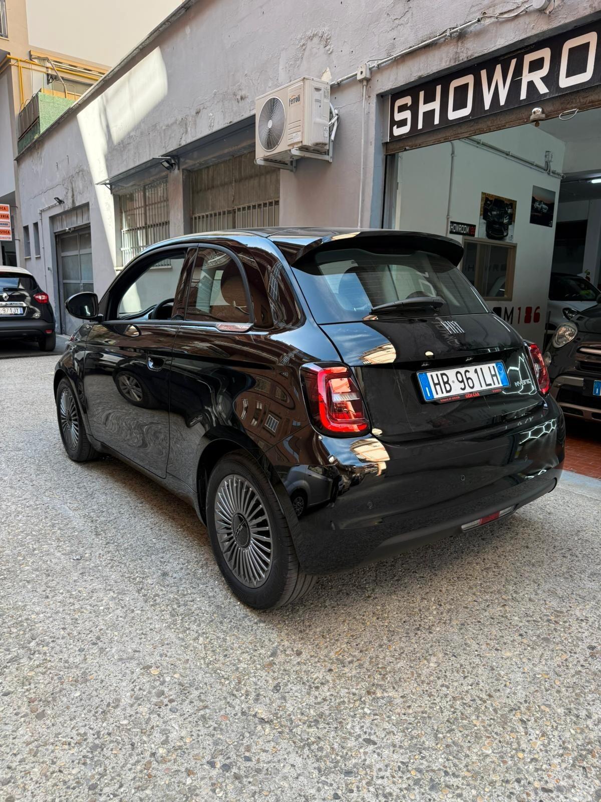 Fiat 500 Berlina Hybrid Torino