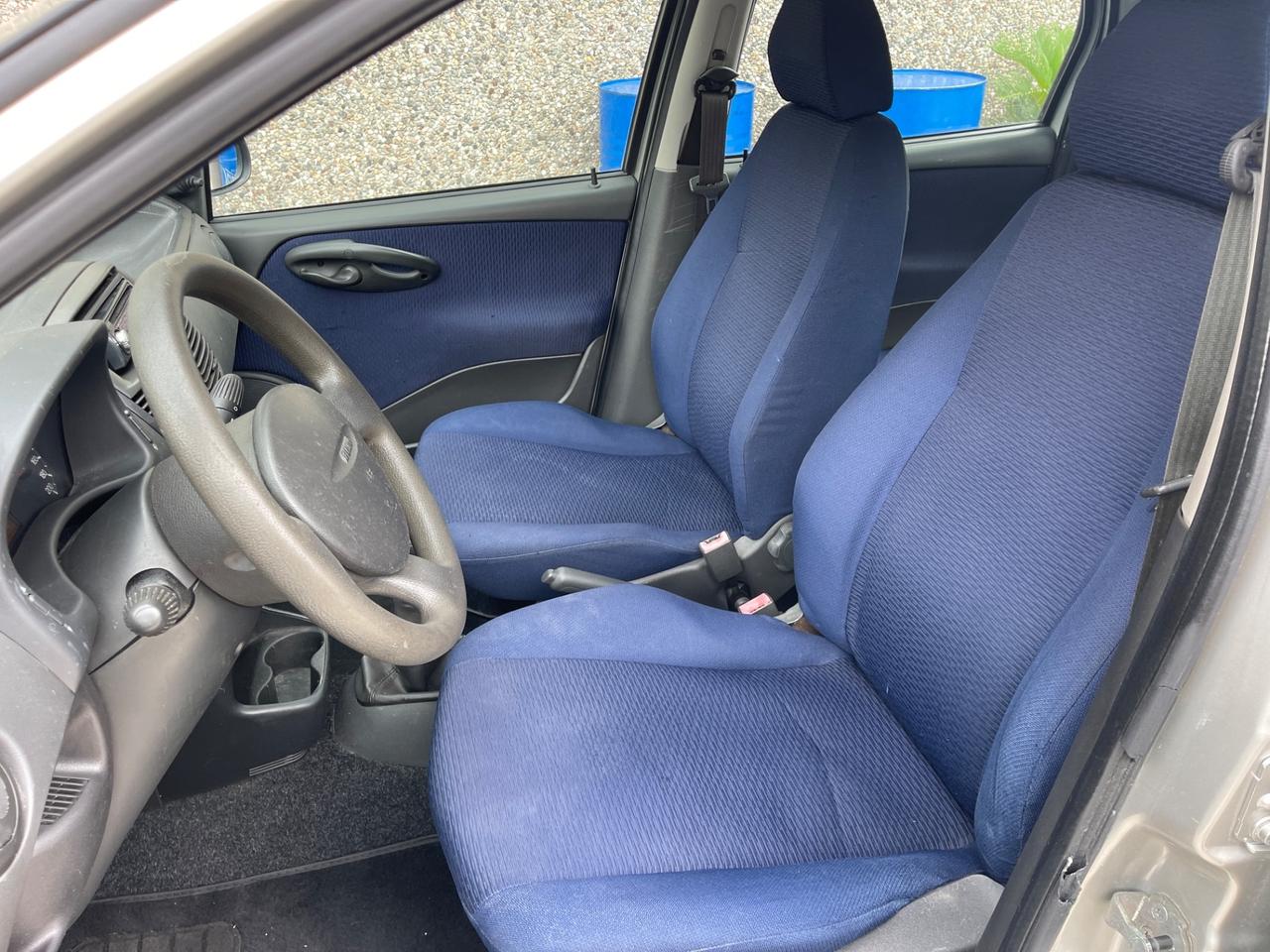 Fiat Punto 1.2i benzina 91.000km uni prop
