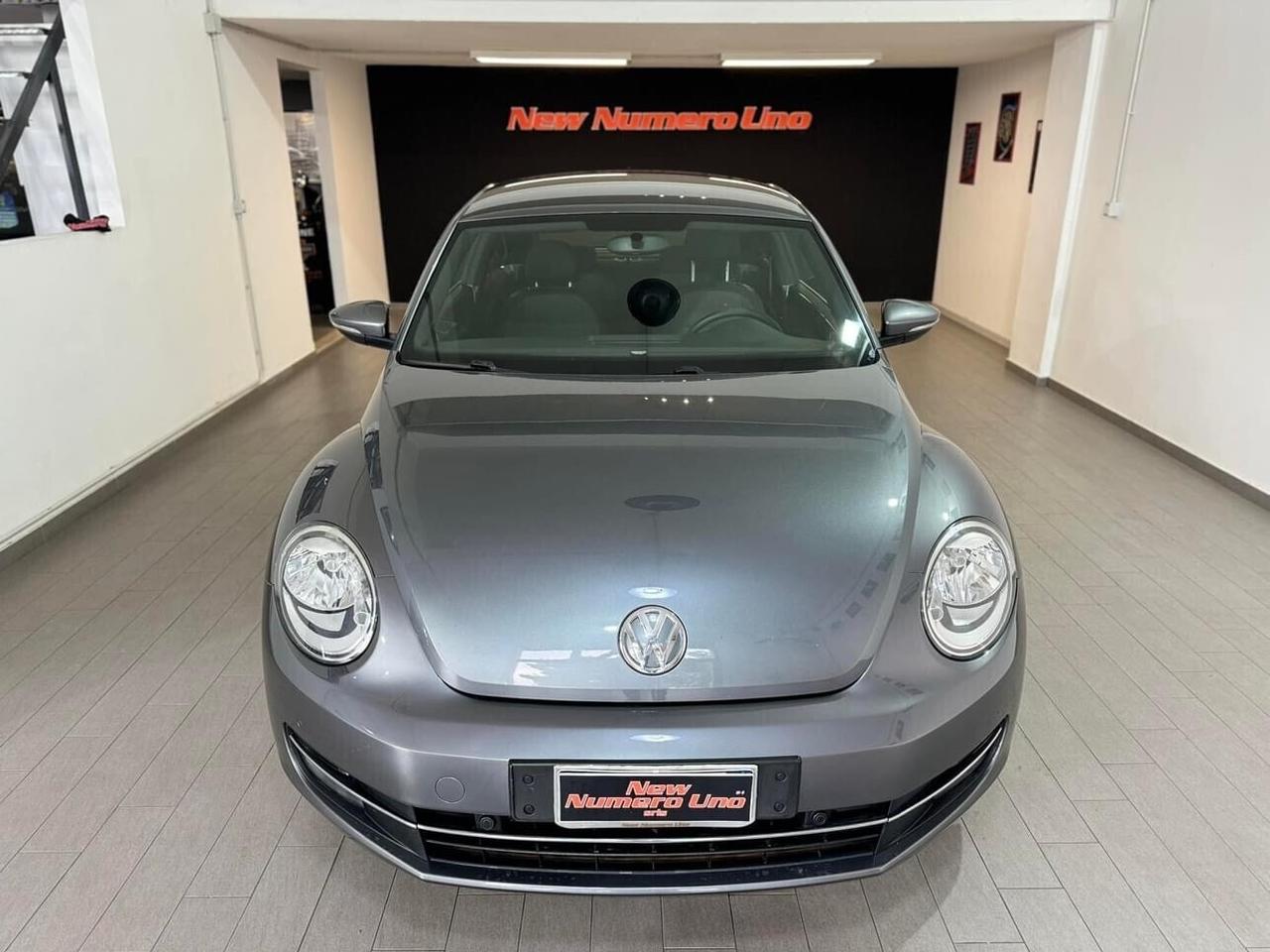 Volkswagen Maggiolino NEW BEETLE 1.6 TDI 105CV DESIGN 2012