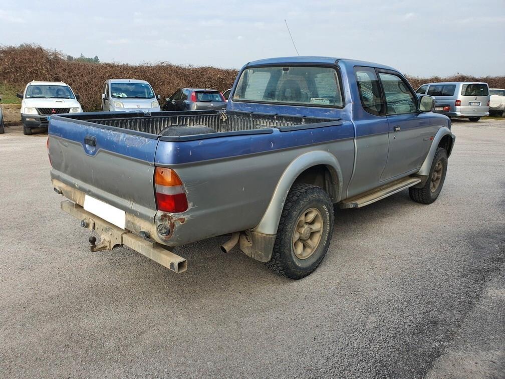 Mitsubishi L200 2.5 TDI 4WD 100CV Cab. Singola
