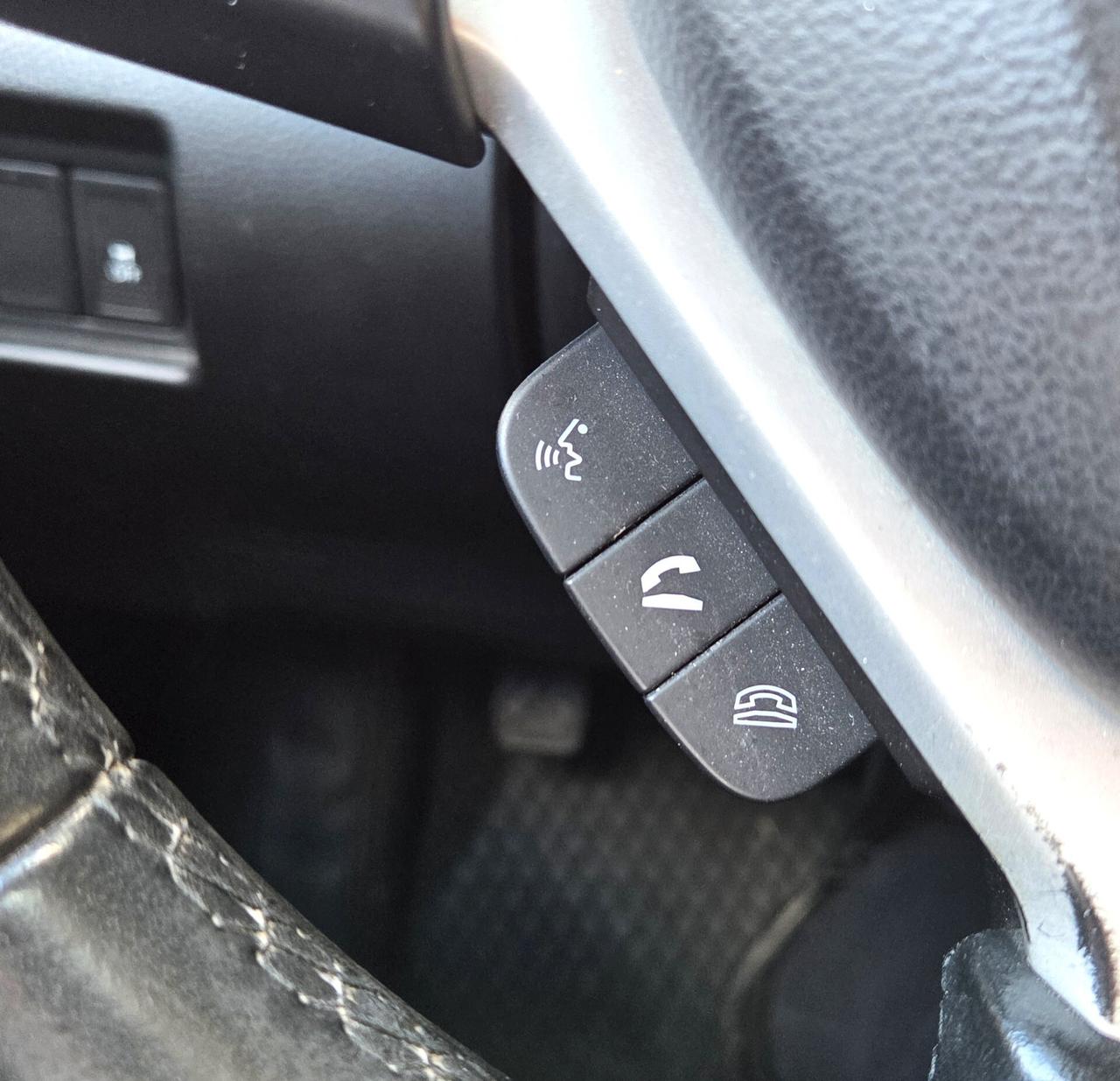 Suzuki Swift 1.3 DDiS FULL NAVI SENSORI TETTO GARANZIA