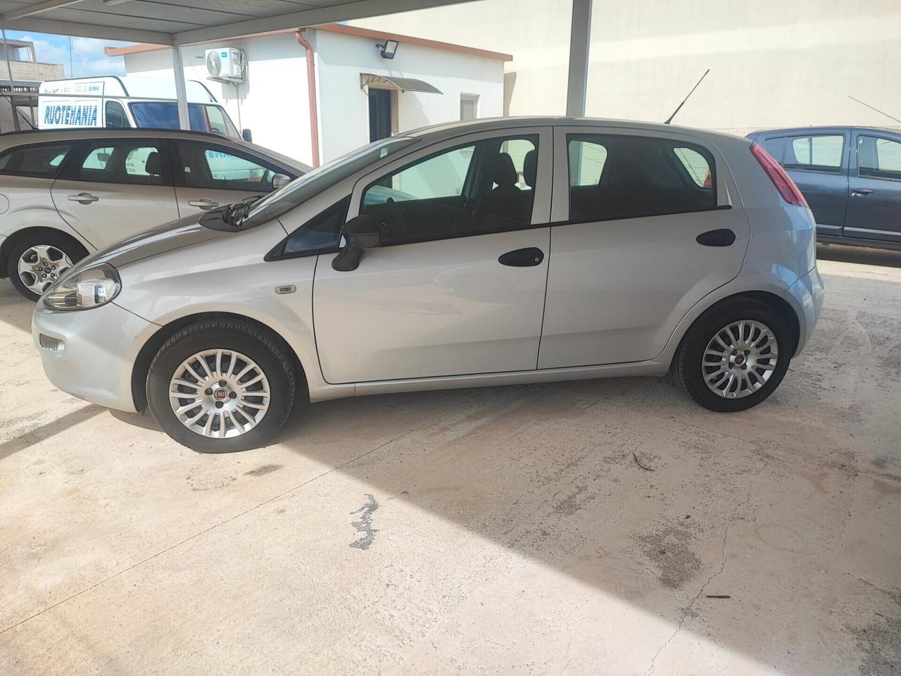 Fiat Punto 1.4 8V 5 porte Easypower Street