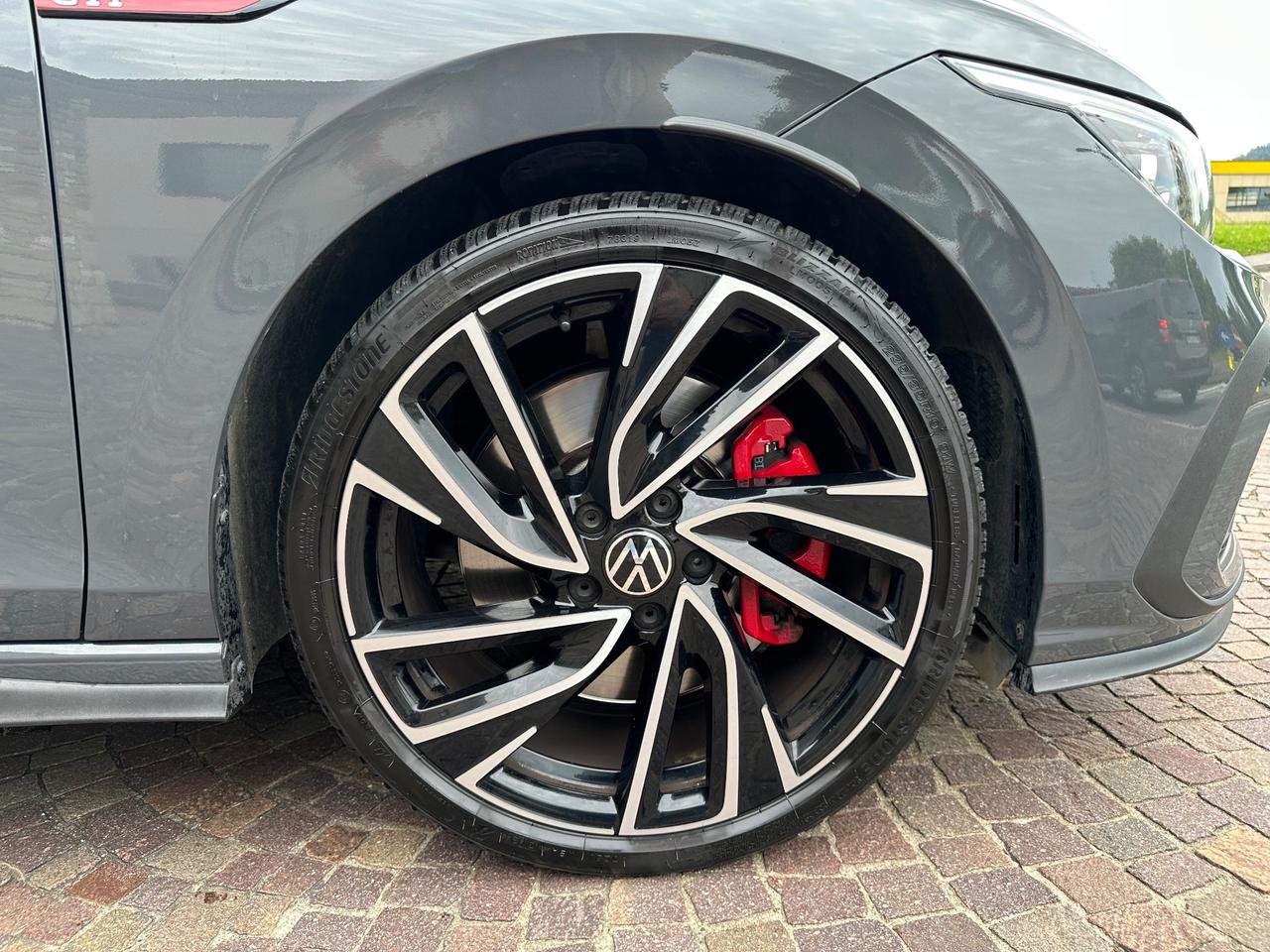 Volkswagen Golf GTI 2.0 TSI