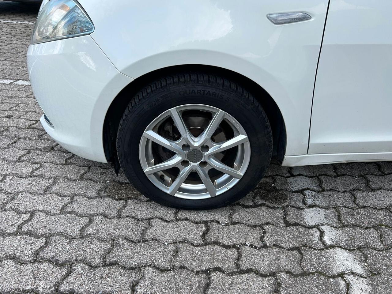 Lancia Ypsilon 1.3 mjt Silver s NEOPATENTATI