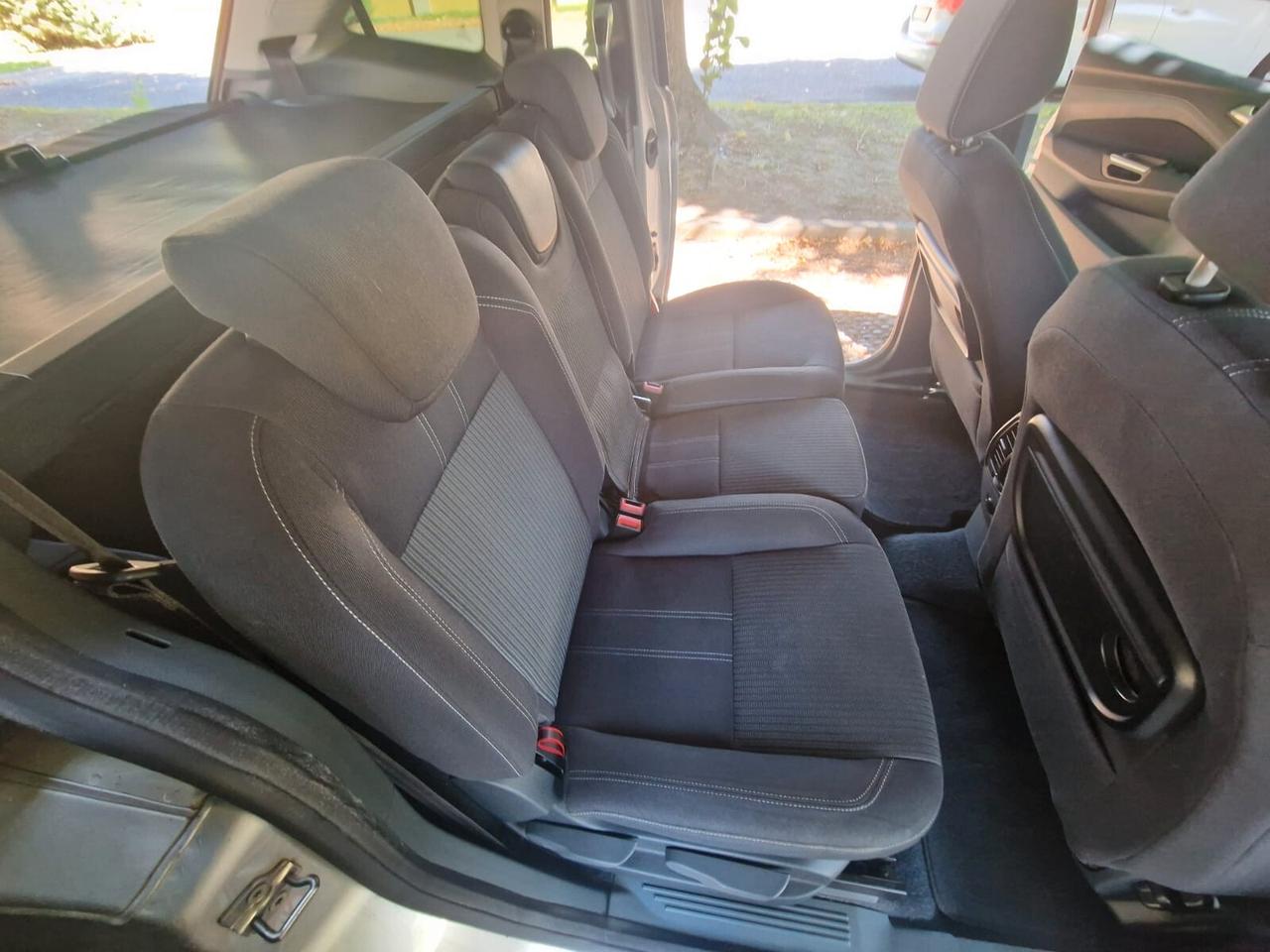 Ford C-Max 1.6 TDCi 115CV Plus 7 POSTI
