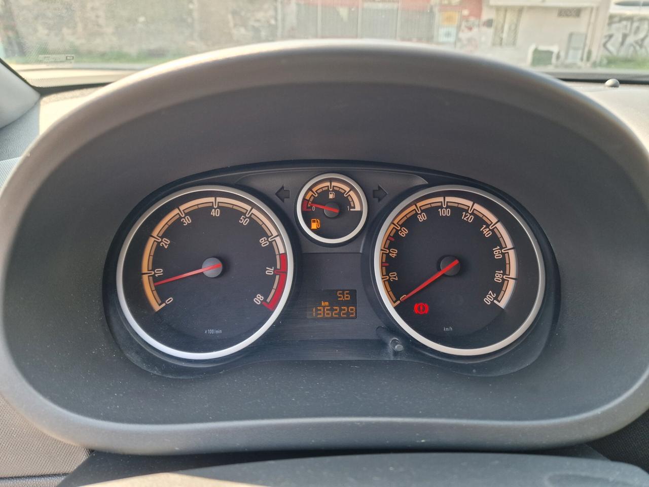 Opel Corsa 1.2 85CV 5 porte GPL-TECH Edition