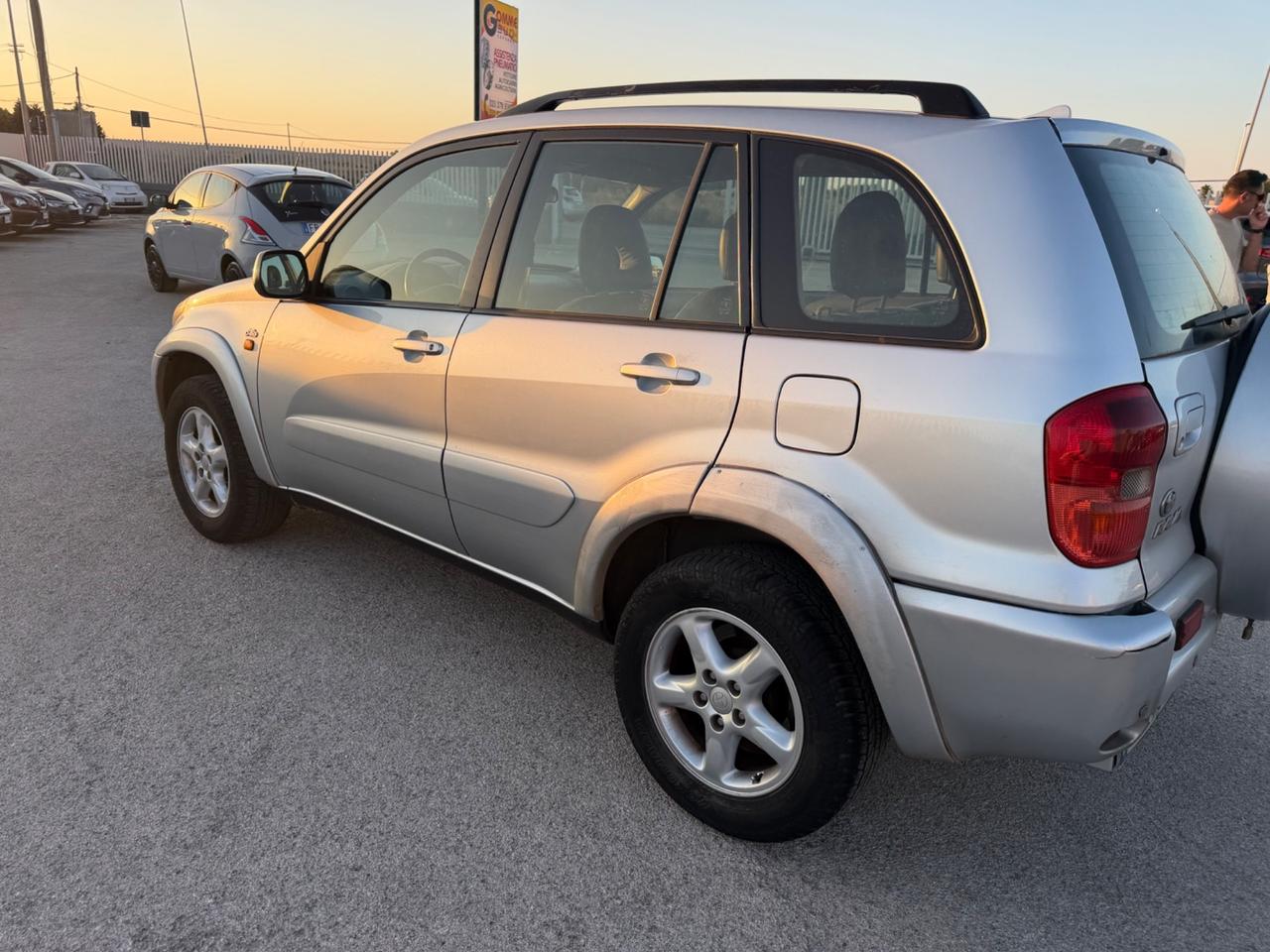 TOYOTA RAV4 2.0 TDI 115CV 4X4 5PORTE SOL PELLE