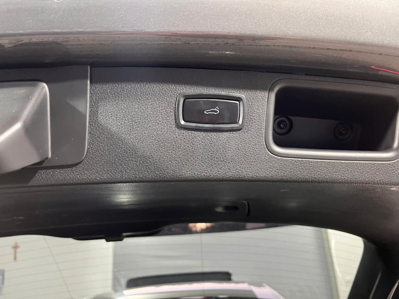 Porsche Macan 3.0 S Diesel tetto panoramico gangio traino