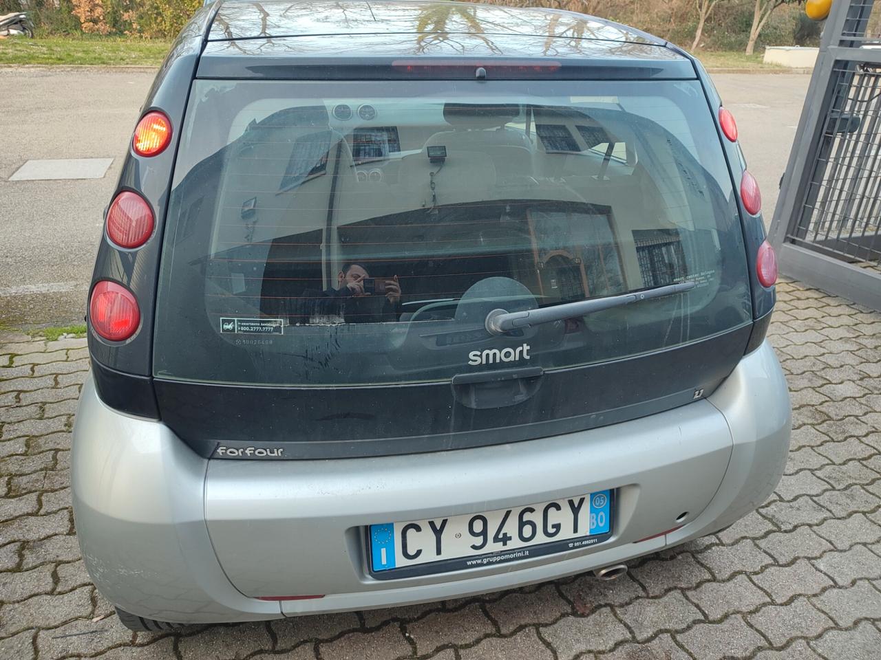 SMART FORFOUR BENZINA TETTO PANORAMICO X NEOPATENTATI