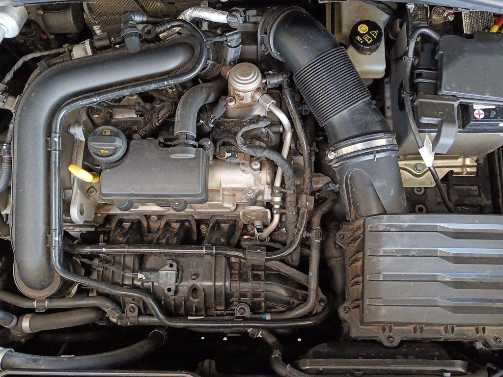 VOLKSWAGEN T-cross 1.0 tsi sport 110cv del 2023