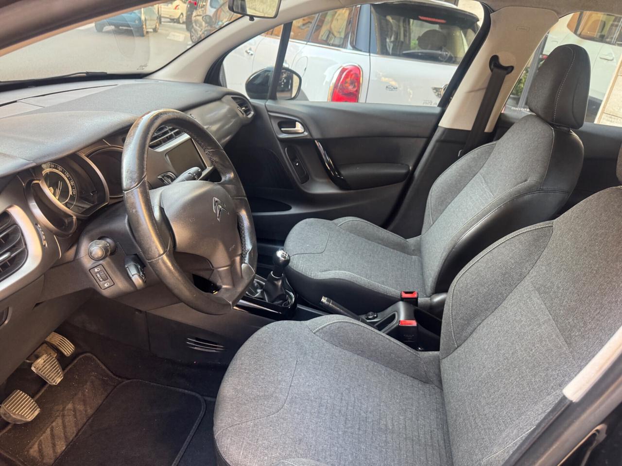 Citroen C3 BlueHDi 1.6cc cv 75 Live Edition