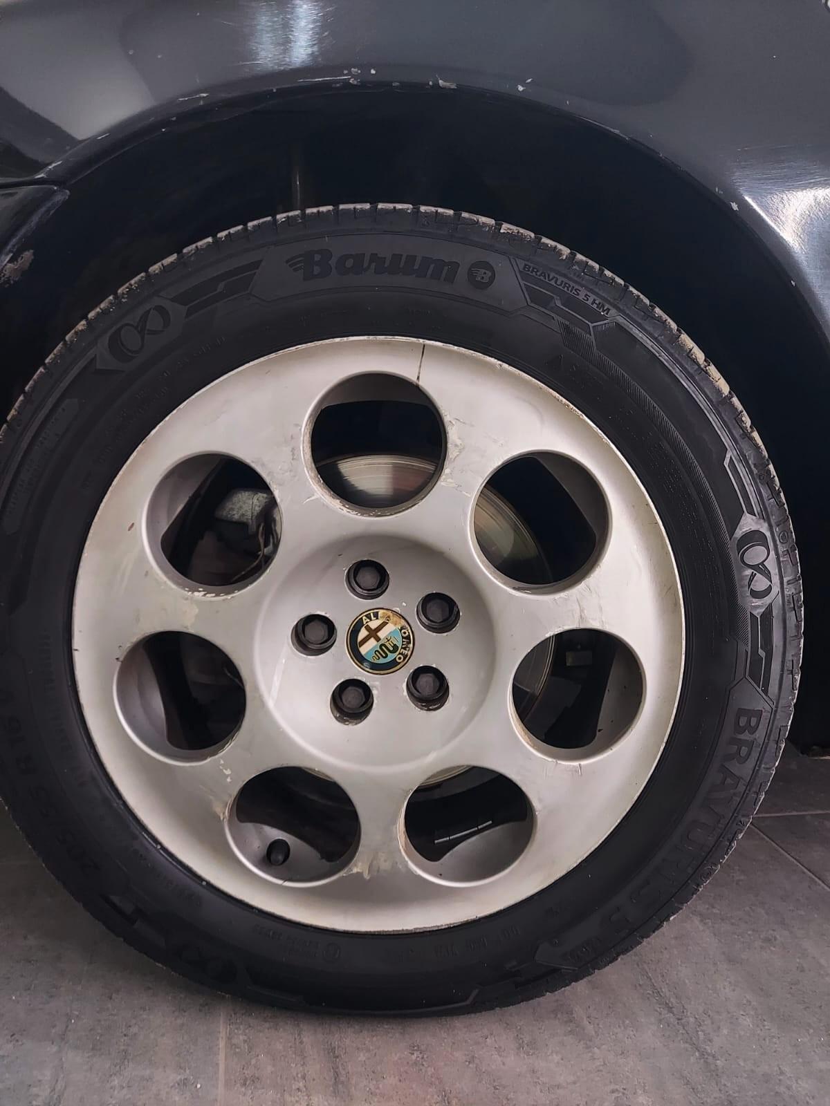 Alfa Romeo 147 1.9 JTD (120) 5 porte Distinctive