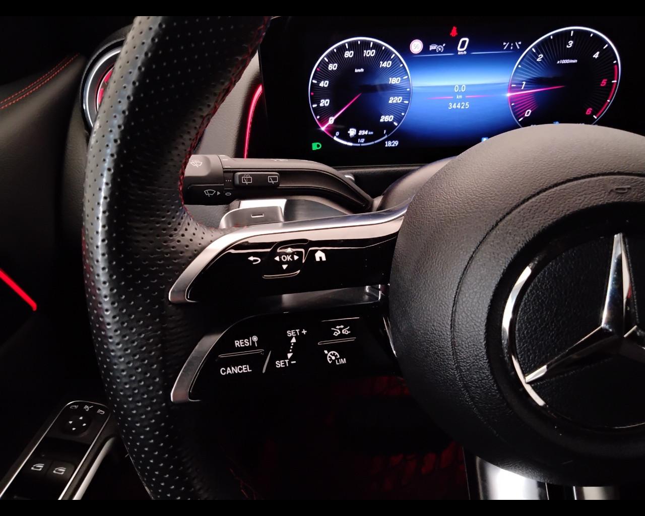 Mercedes-Benz GLB - X247 2023 - GLB 200 d AMG Line Premium auto