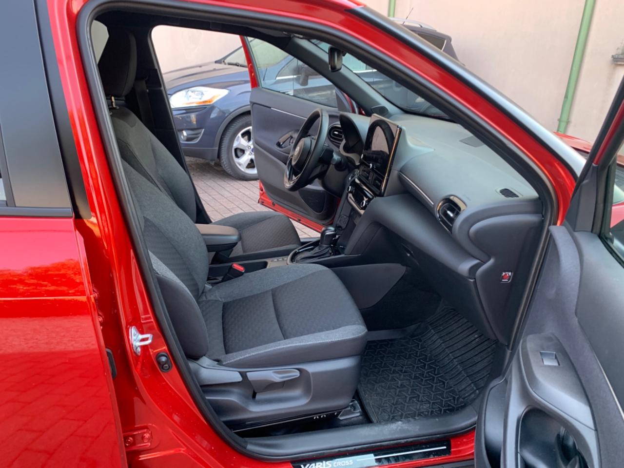 Toyota Yaris Cross 1.5 Hybrid 130 CV 5p. E-CVT GR SPORT