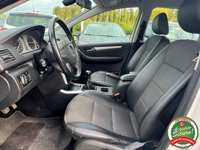 MERCEDES-BENZ B 180 CDI Premium