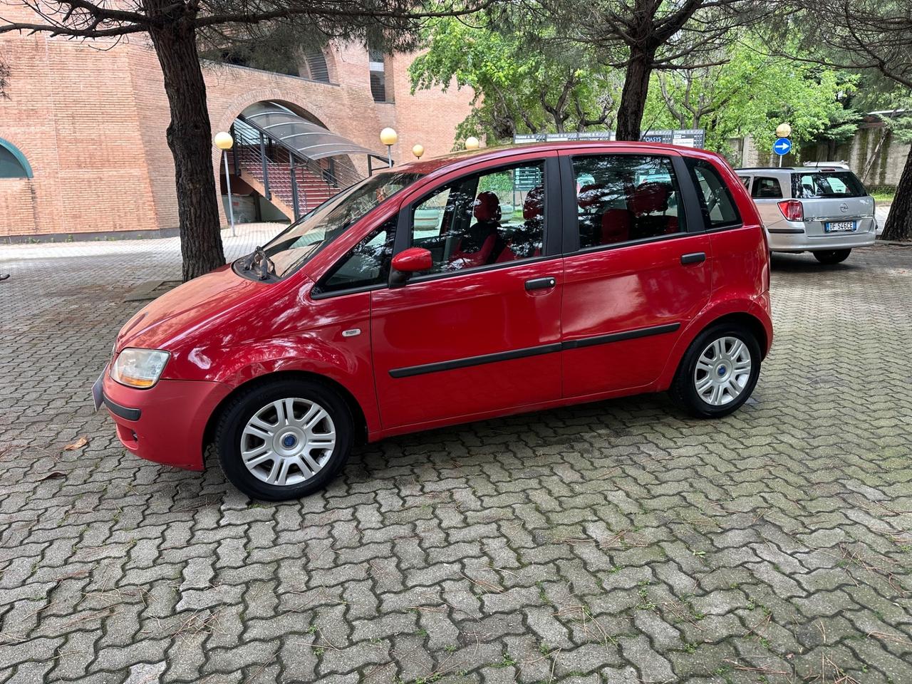Fiat Idea 1.4 16V Emotion