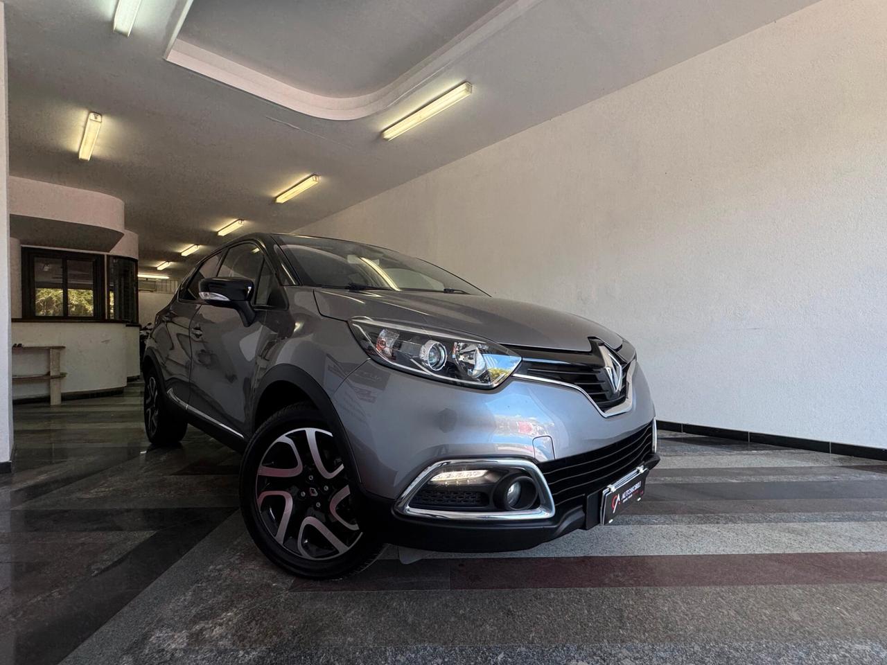 Renault Captur dCi 8V 110 CV Start&Stop Energy Iconic