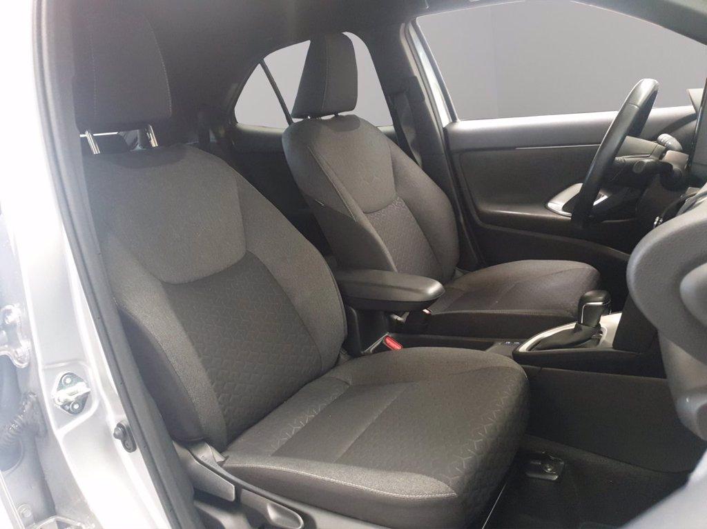TOYOTA Yaris cross 1.5h trend fwd 116cv e-cvt del 2022