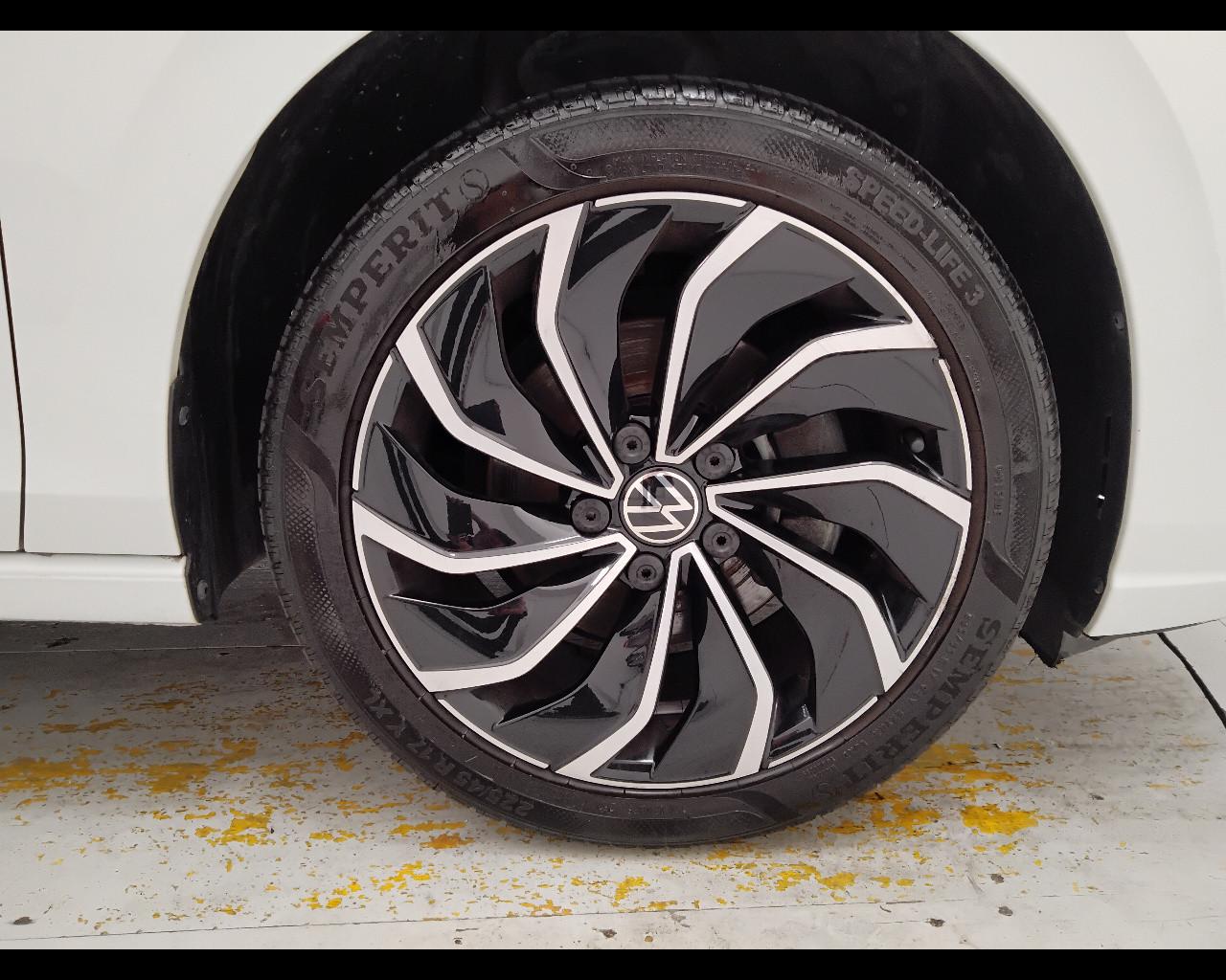 VOLKSWAGEN Golf VIII 2020 - Golf 1.5 tsi evo Style 130cv