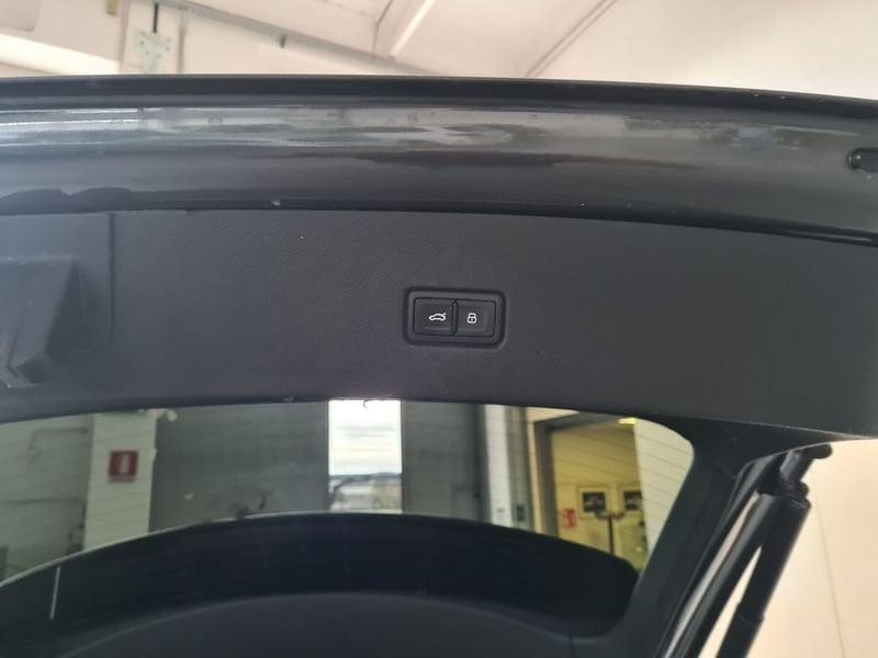 Audi Q8 45 TDI 170kW quattro tiptronic Sport