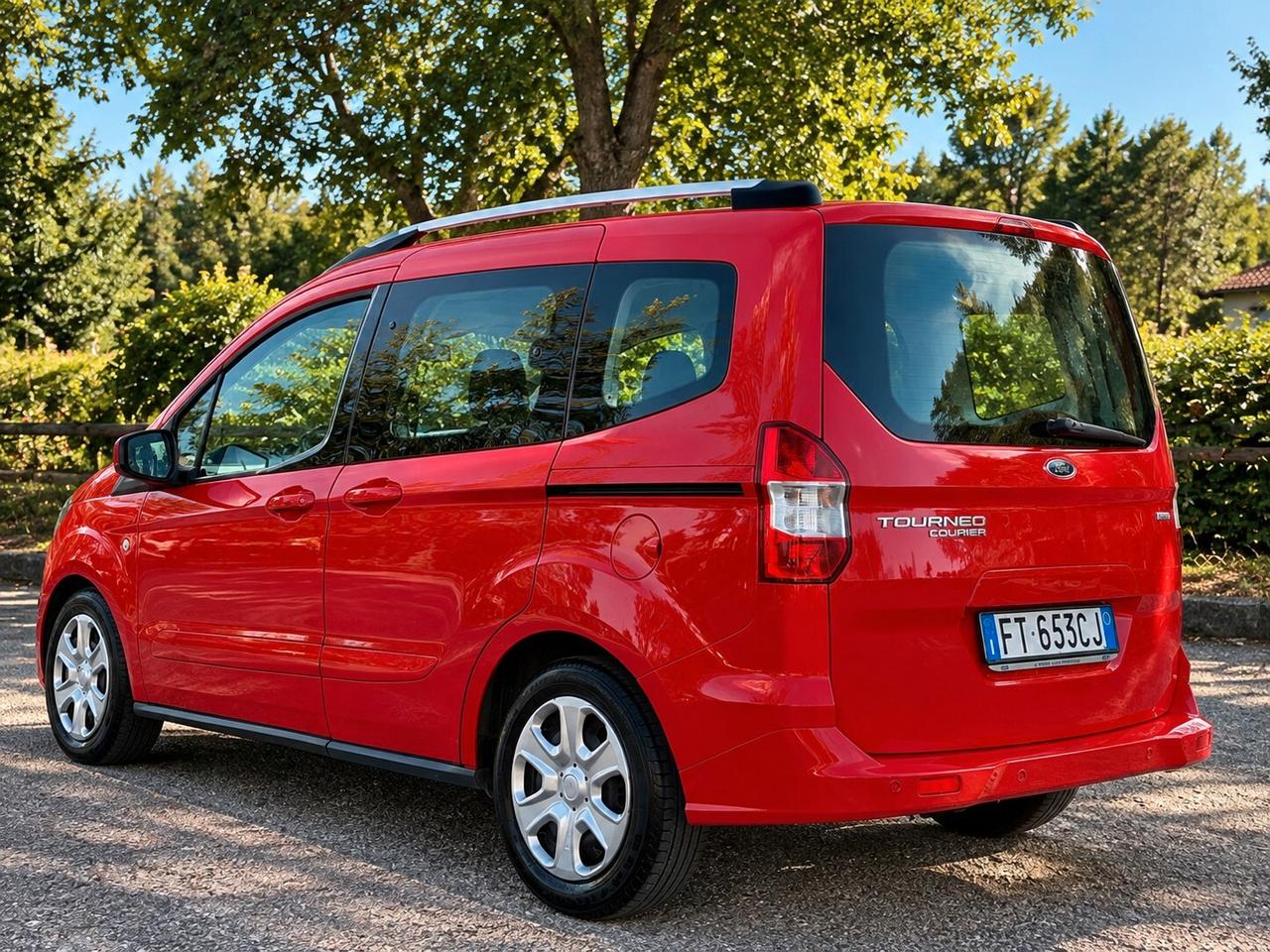 Ford Tourneo Courier 1.0 EcoBoost 100 CV Plus