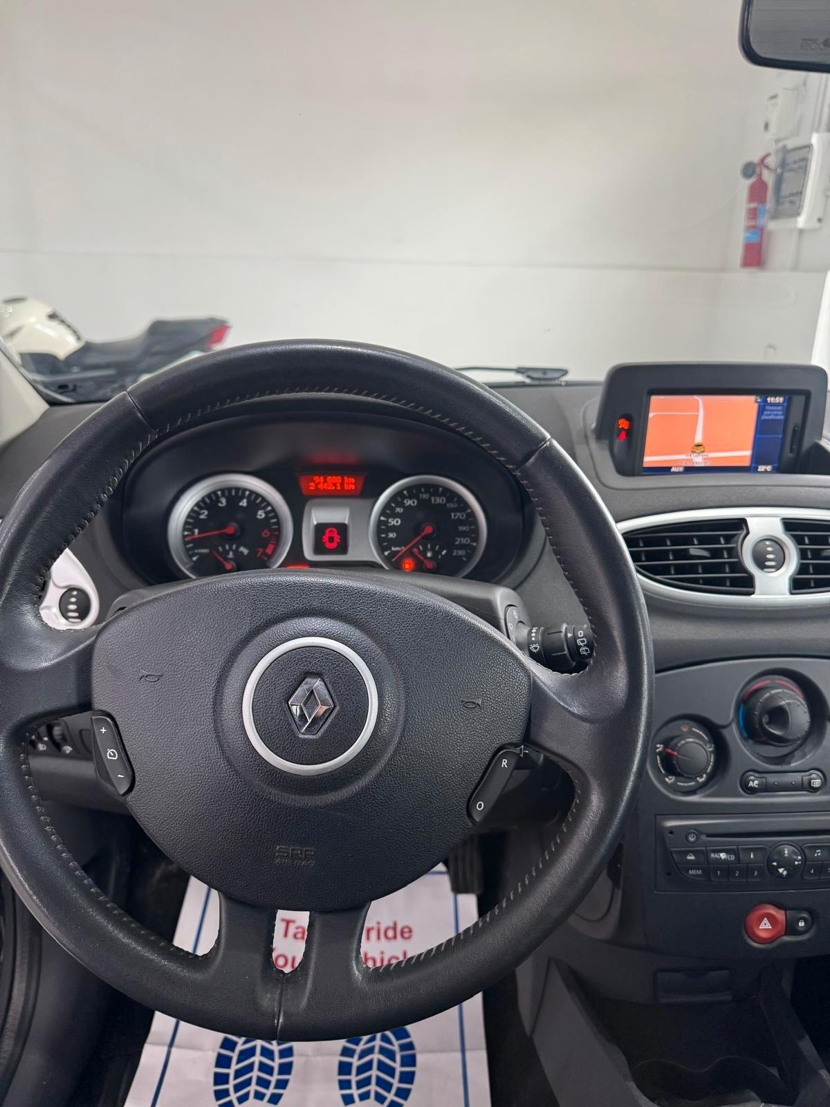 Renault Clio 1.2 16V 5 porte Luxe