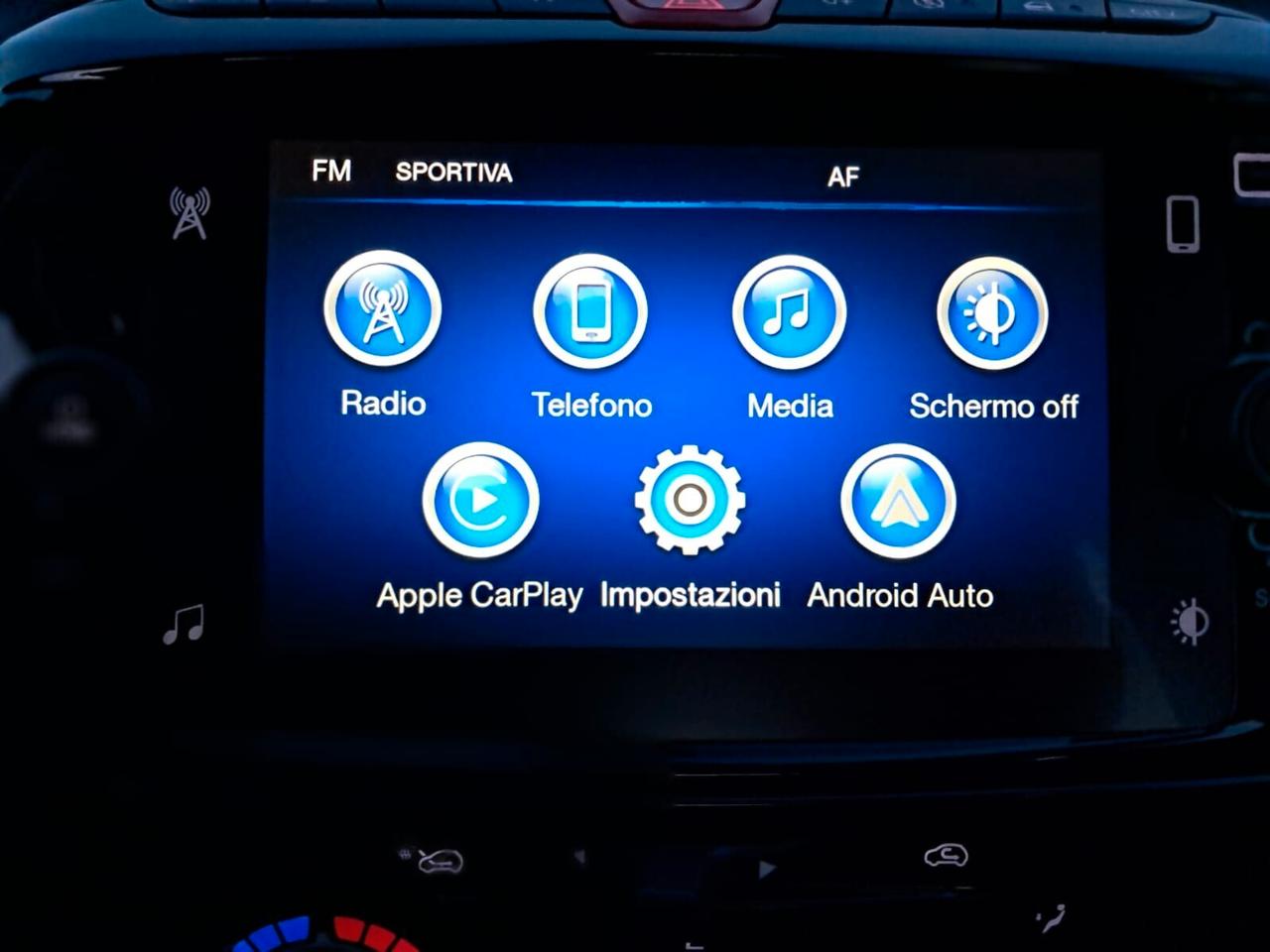 Lancia Ypsilon 1.0 FireFly 5 porte S&S Hybrid Ecochic Gold