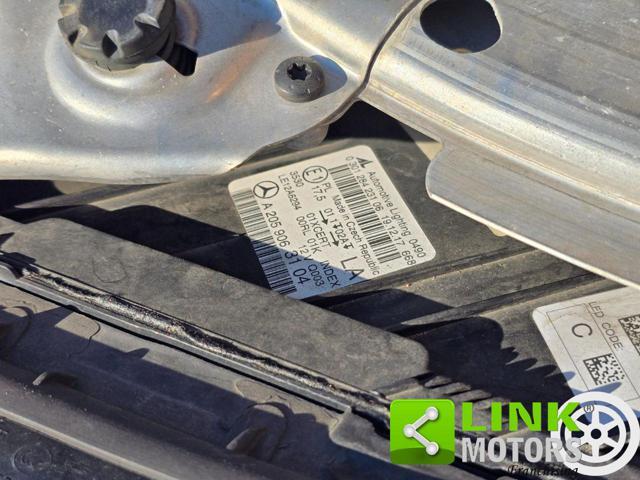 MERCEDES-BENZ C 200 Coupé Premium Plus AMG 9G-TRONIC