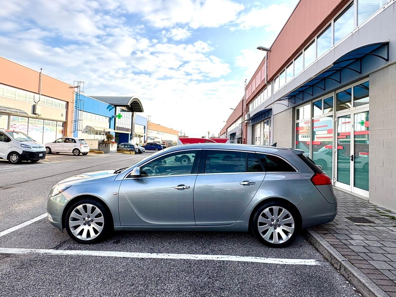 Opel Insignia 2.0 Turbo Sports Tourer Cosmo
