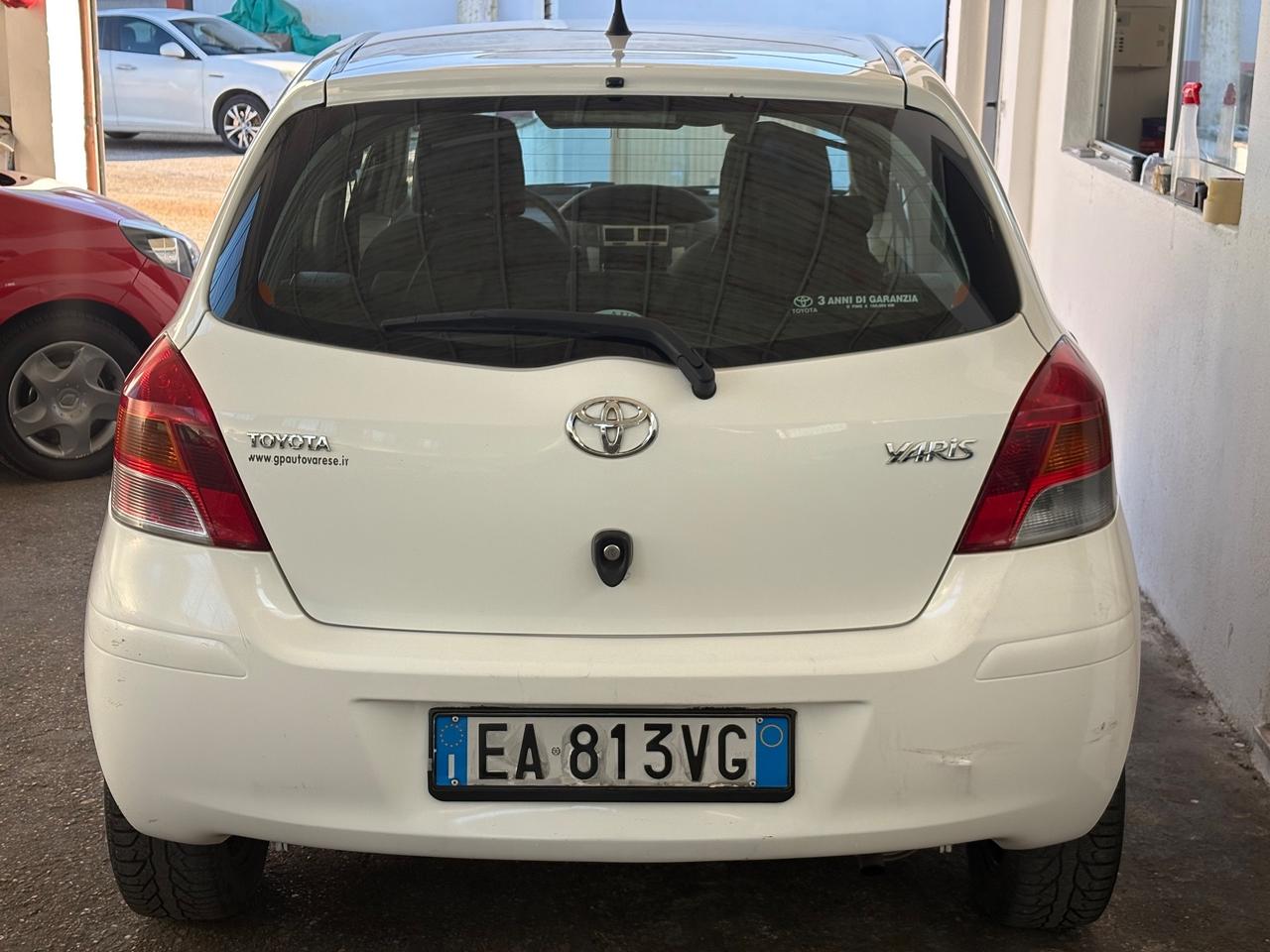 Toyota Yaris 1.0 5 porte Sol