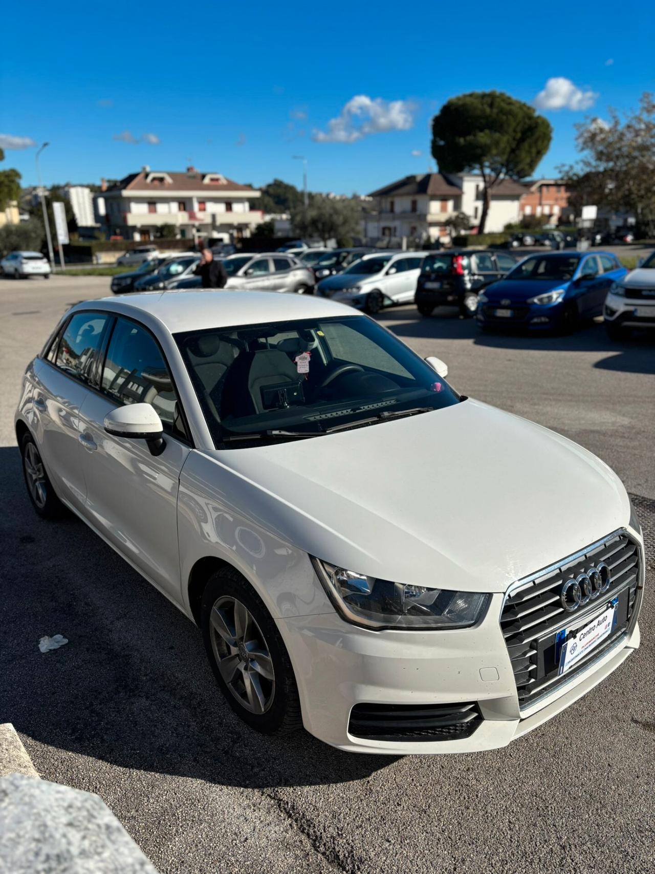 Audi A1 SPB 1.4 TDI ultra Metal plus
