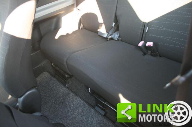 TOYOTA Yaris 1.0 3 porte Sol