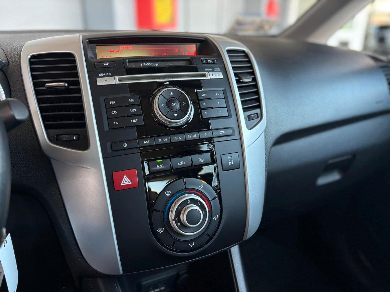 Kia Venga 1.4 crdi Fullsky 90cv