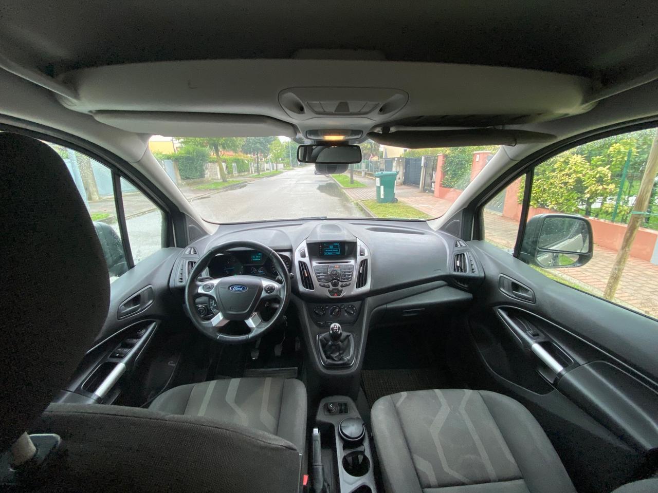 Ford Tourneo Connect 1.6 TDCi 115 CV Titanium