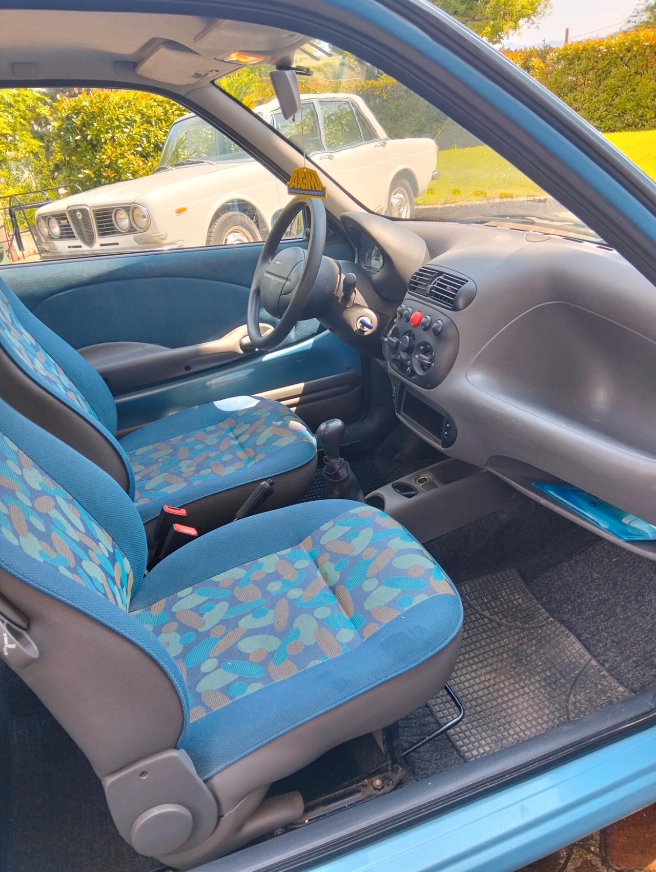 Fiat 600 Base