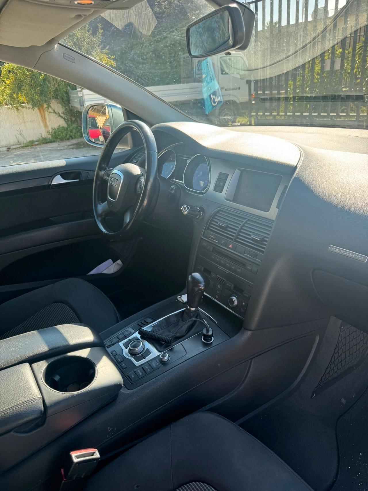 AUDI Q7 3.0 TDI V6 QUATTRO TIPTRONIC – 233 CV – UNICO PROPRIETARIO – 179.000 KM