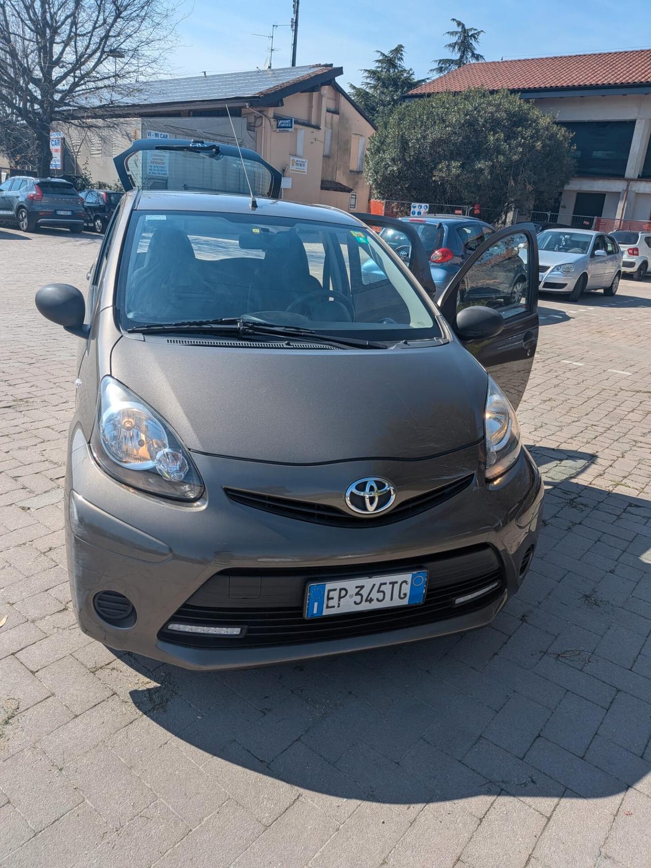 Toyota Aygo X 1.0 VVT-i 72 CV 5 porte Active