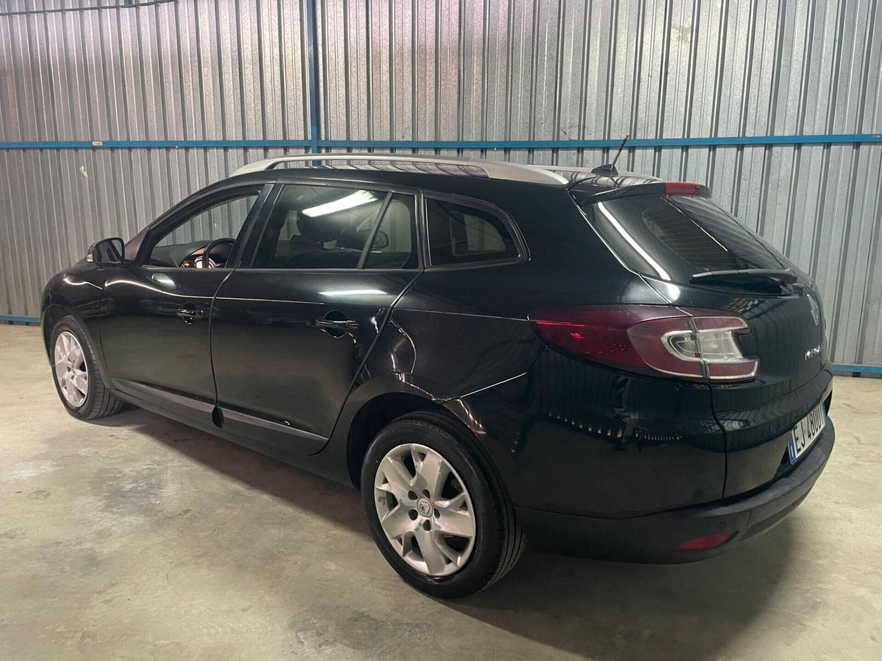 RENAULT MEGANE SPORTOUR GT LINE - NEOPATENTATI