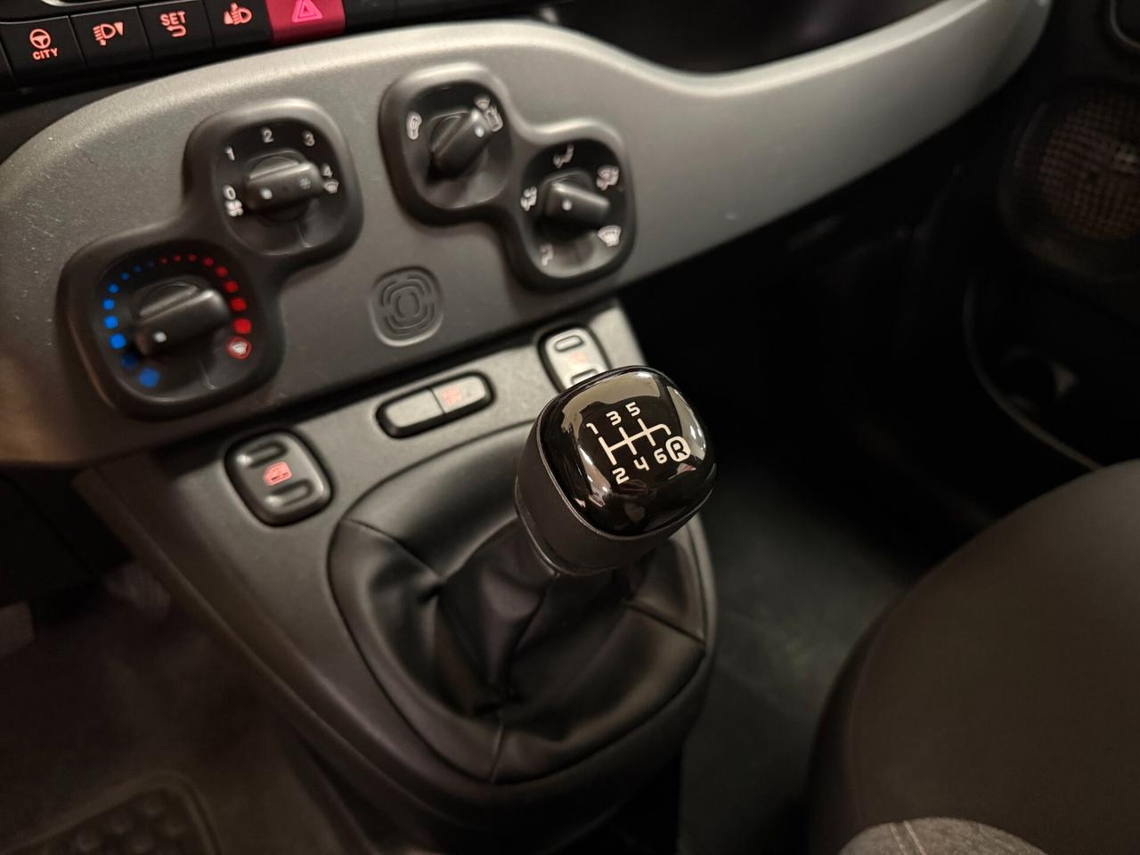 Fiat Panda 1.0 hybrid - IVA ESPOSTA