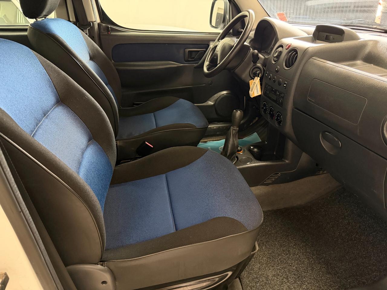 Peugeot Ranch 2006 1.9 diesel PERFETTO CON SOLI 98000KM