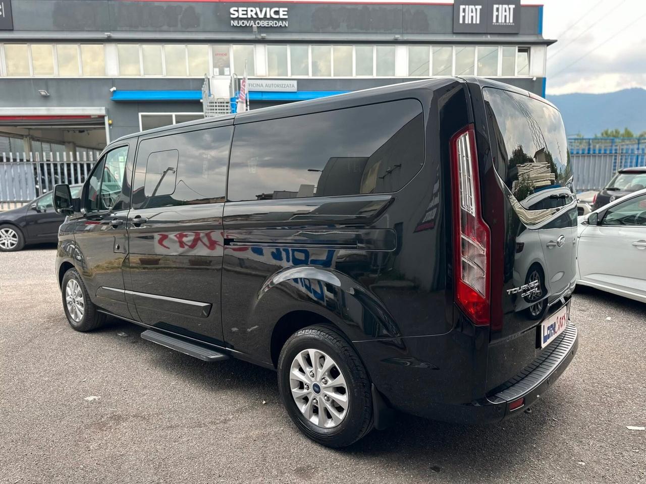 Ford Tourneo Custom 9 POSTI Shuttle Bus 320 2.0 TDCi 170CV aut. PL Tit.